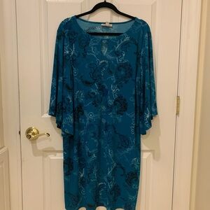 Dana Buchman Blue Patterned Garment